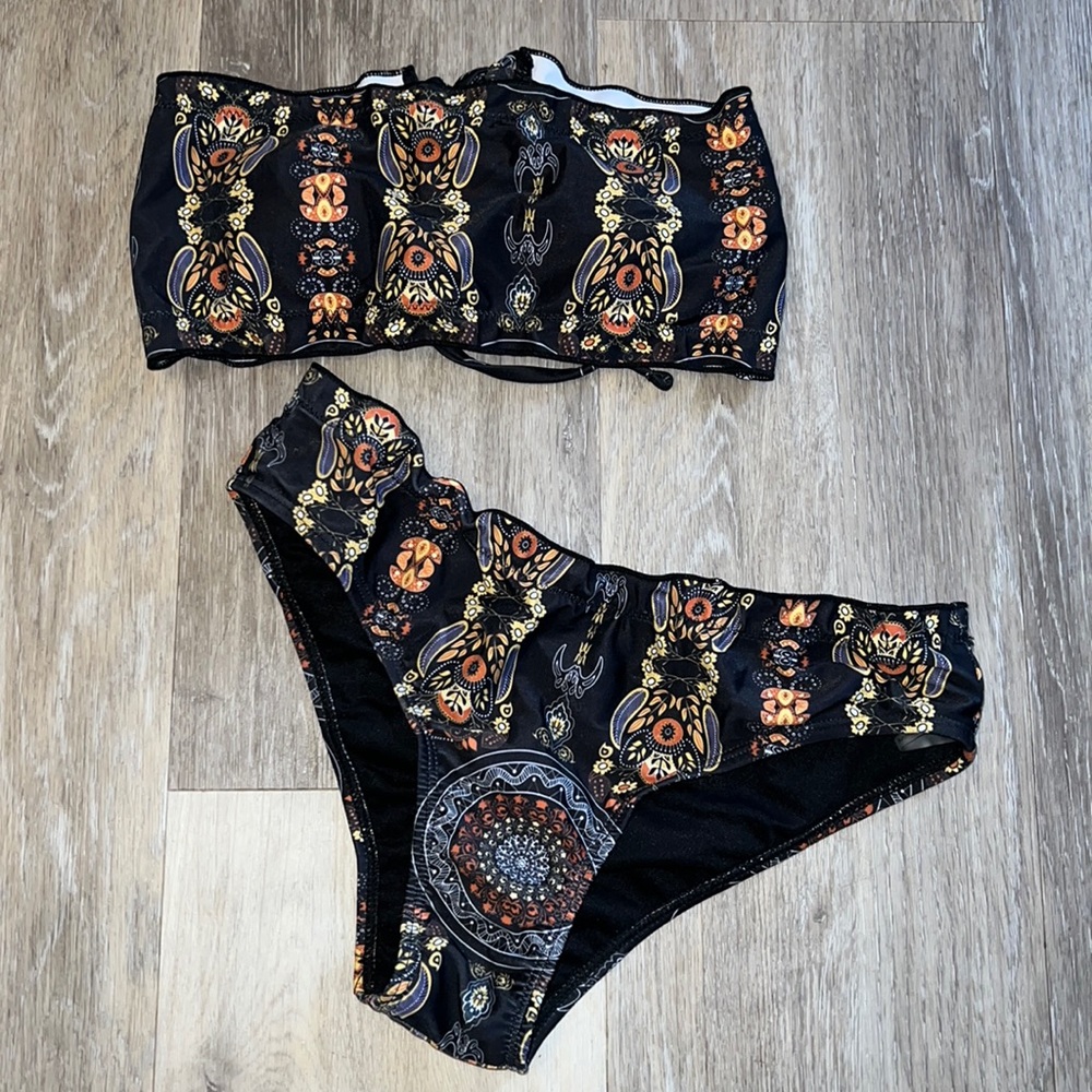 Bathing suit